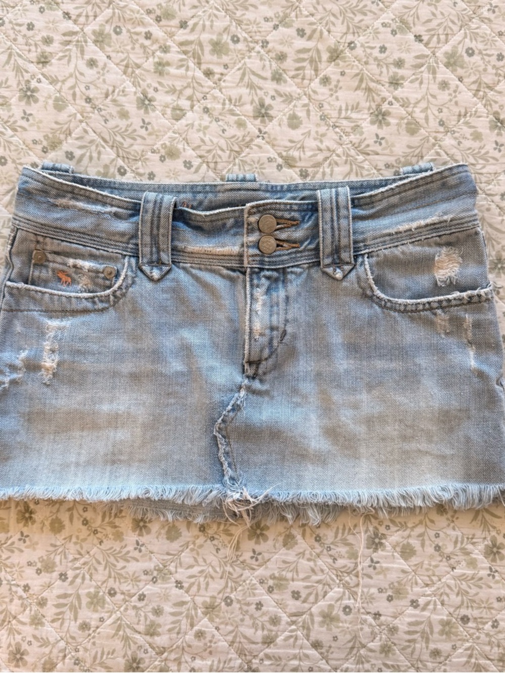 Vintage 92’ Abercrombie & Fitch blue denim mini skirt with sequin/beaded detail